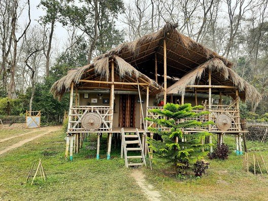 Sellerle Dans Eden Mimari: Direnmek Yerine Uyumlu Evler İnşa Etmek