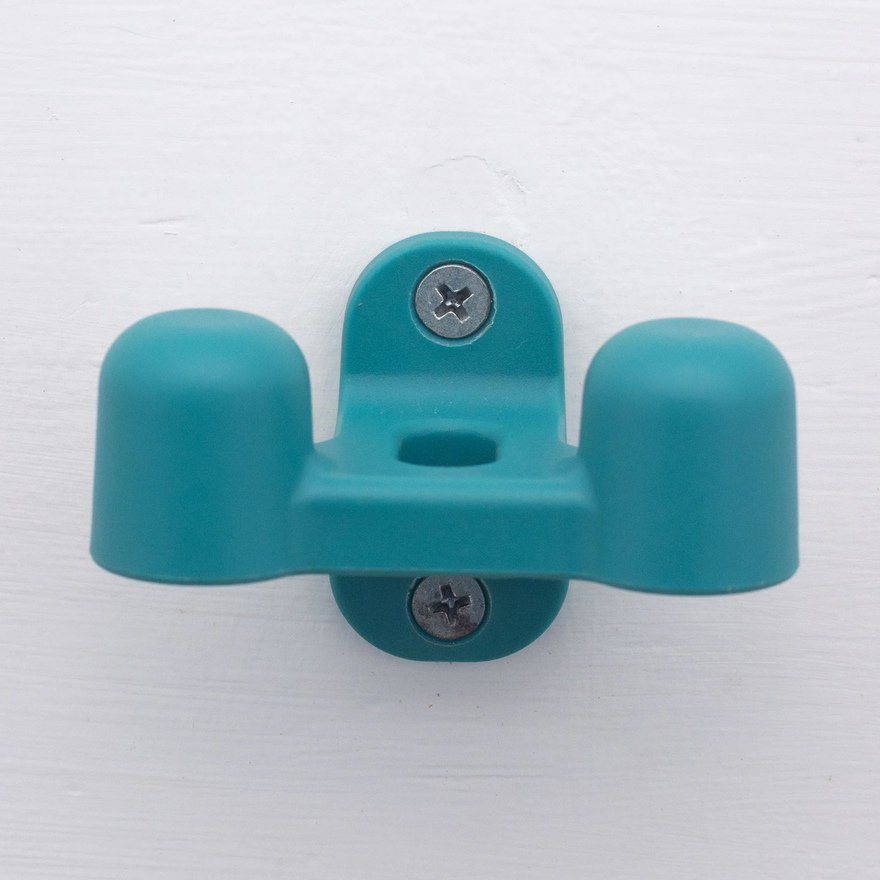 Ernö Askılığı: Michael Marriott'tan Plastik Malzemenin Gerçek Sesi