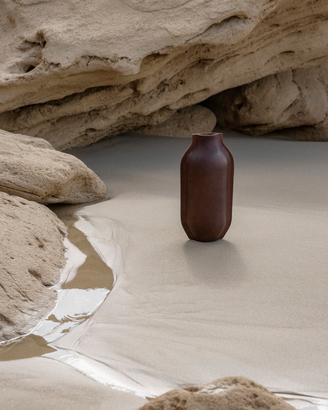 Milan 2026: Talia Luvaton'un Nefes Alan Deri Sanatıyla Vücuda Övgü