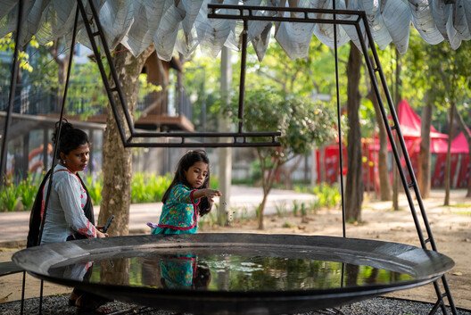 Dhaka'ya Nefes Veren 'Hafifliğin Dansı': Mimarlıkta Çığır Açan Pavyon