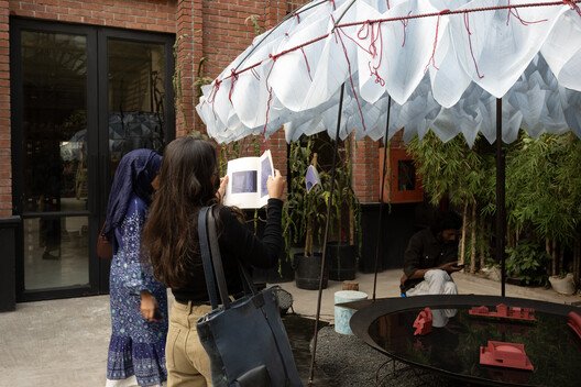 Dhaka'ya Nefes Veren 'Hafifliğin Dansı': Mimarlıkta Çığır Açan Pavyon