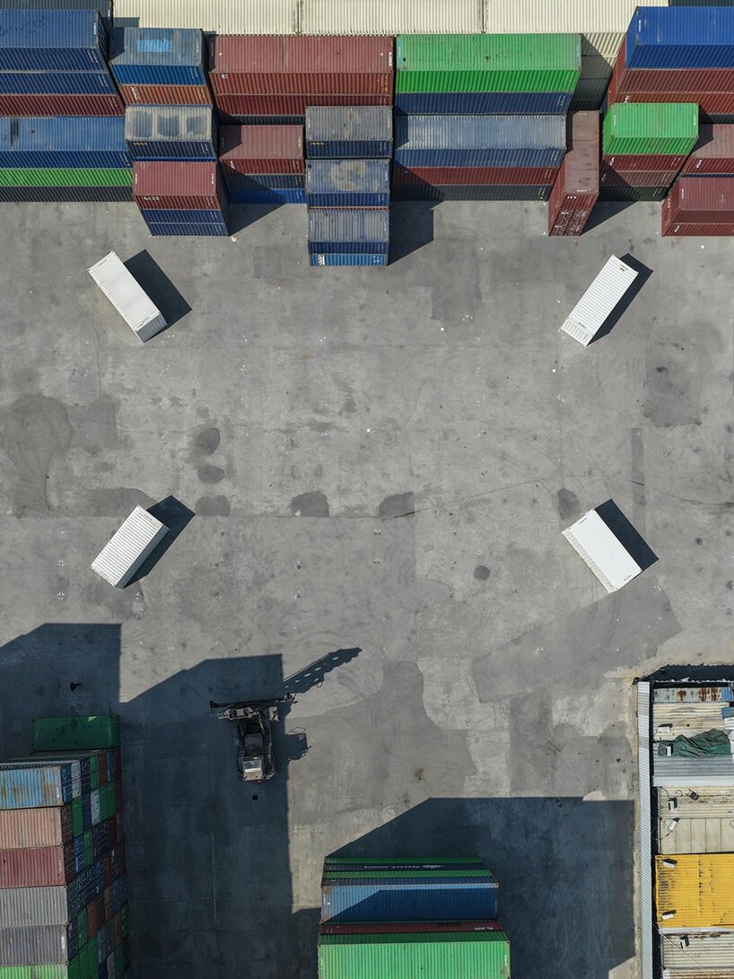 OMA ve Margiela: Şanghay Konteynerlerinde Moda Dönüşümü