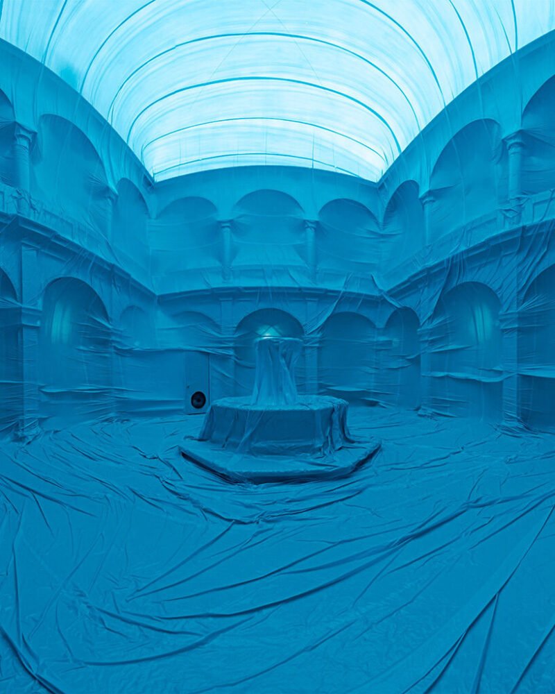 Penique Productions: Algıyı Dönüştüren Nefes Alan Mimarlık