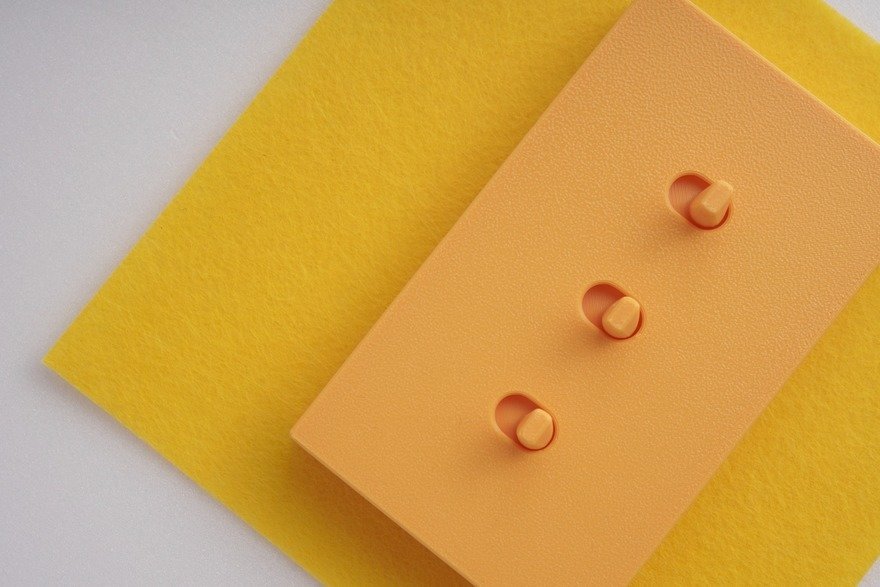 Piko: Sıkıcı Işık Anahtarlarını Sanata Dönüştüren Minimal Dokunuş