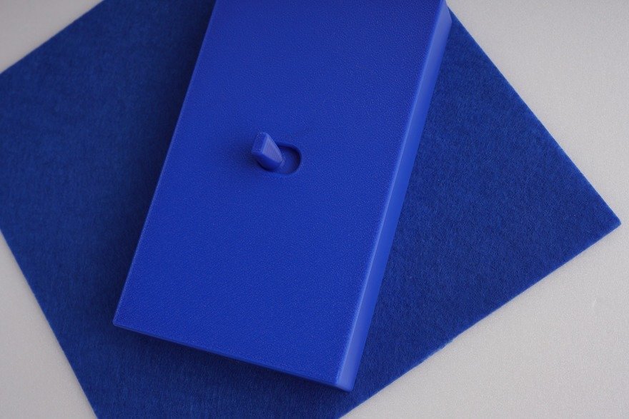 Piko: Sıkıcı Işık Anahtarlarını Sanata Dönüştüren Minimal Dokunuş