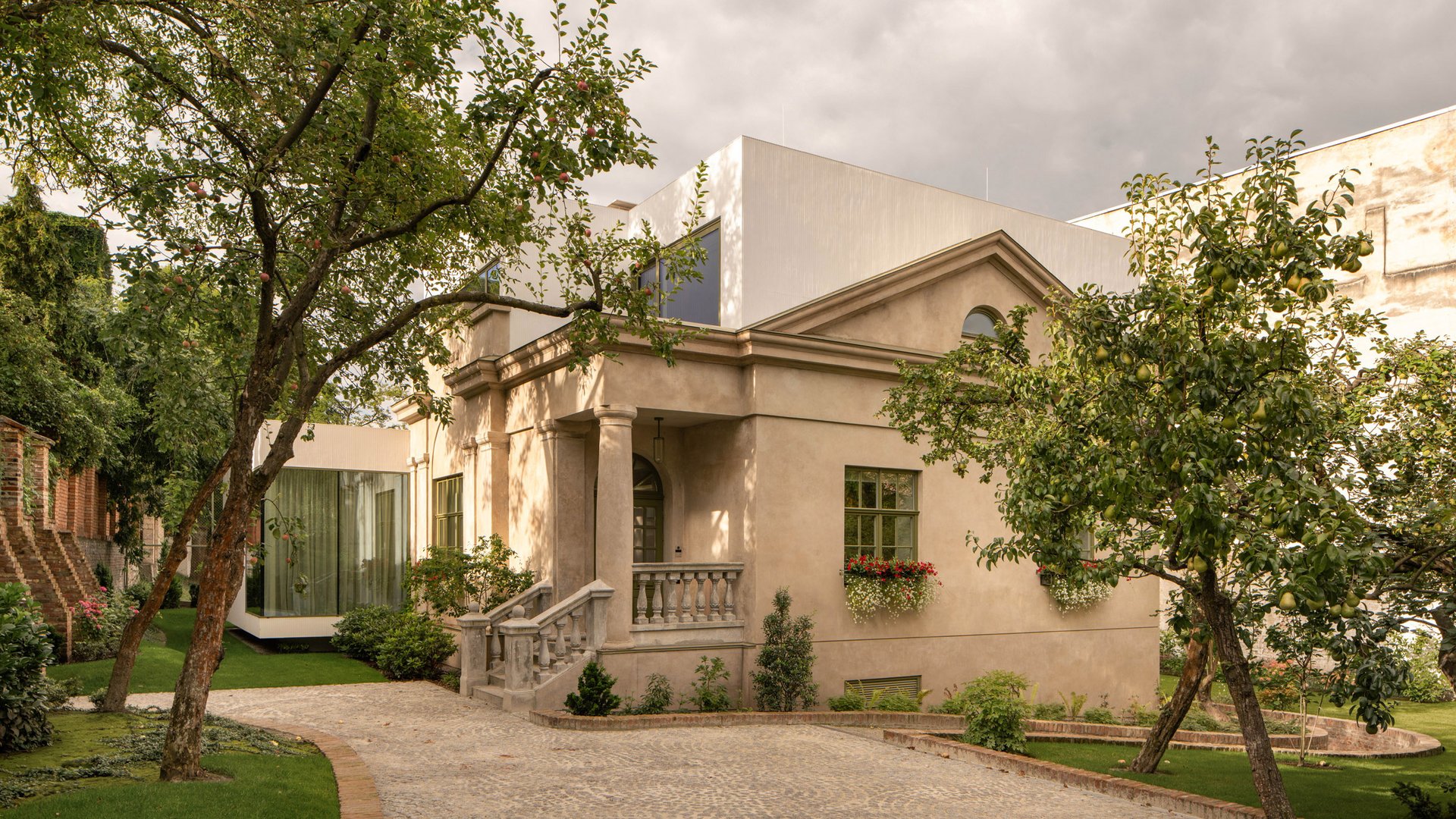 Cardwell Kulüp Evi: Şebekeden Bağımsız Yaşamın Aktif Mimarisi