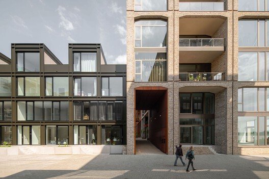 Rotterdam'ın Suya Direnen Mimarisi: İki Cesur Yaklaşım