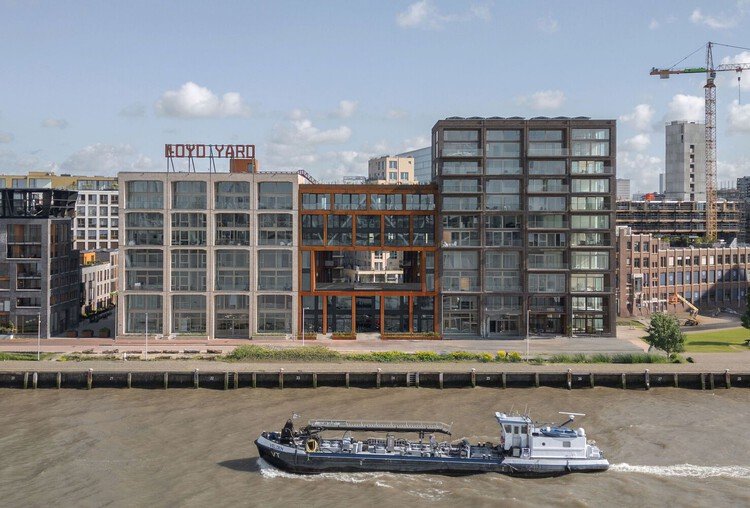 Rotterdam'ın Suya Direnen Mimarisi: İki Cesur Yaklaşım