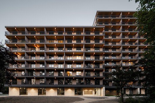 Rotterdam'ın Suya Direnen Mimarisi: İki Cesur Yaklaşım