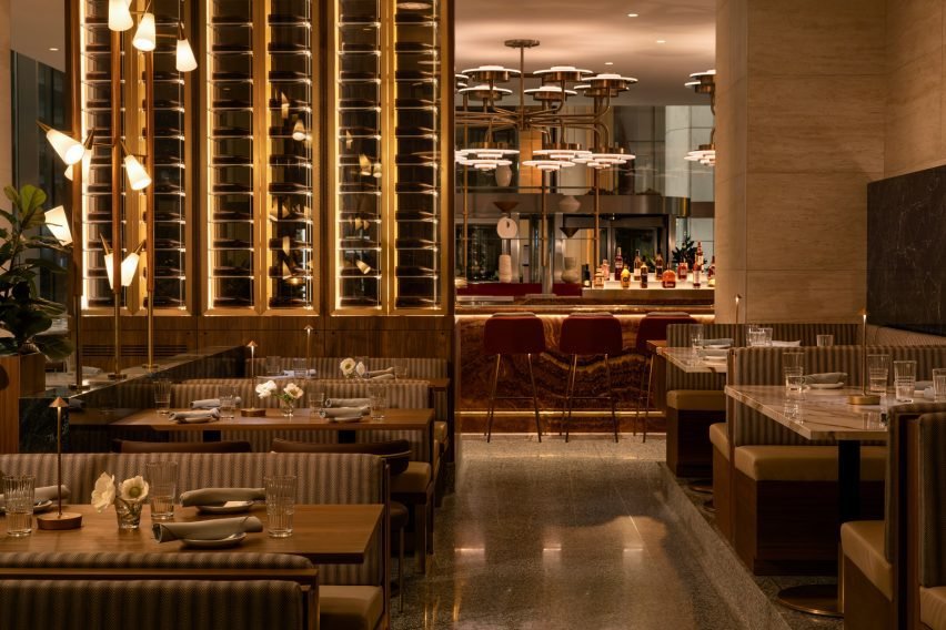 The Bell: Ste Marie'den Chicago'ya Mid-Century Ruhlu Kurumsal Bir Dokunuş