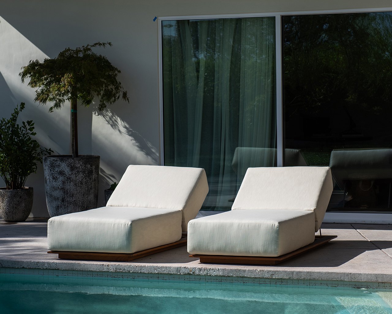 Studio OSKLO: Trousdale’ın Mimarisini Mobilyaya Dönüştüren Sanat