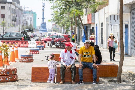 Sürdürülebilirlik Yanılgısı: Verimlilik Tüketimi Nasıl Artırıyor?