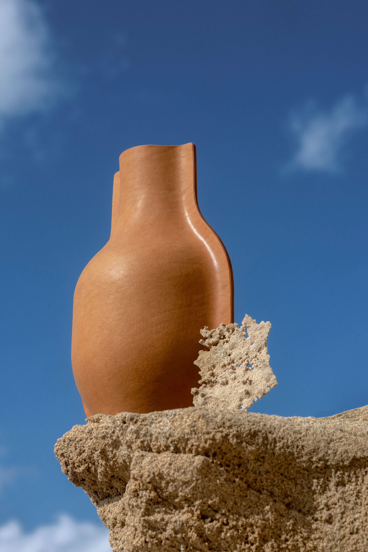 Talia Luvaton'dan TRACE: Deriyle Doğanın ve Ruhun Dansı