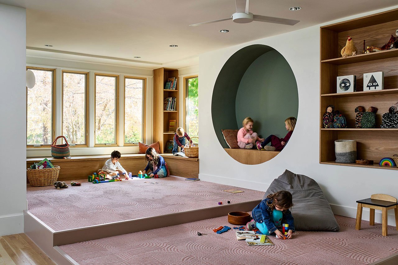 Tarihi Okulda Doğayla Uyum: WAK TOK Architects'ten Çığır Açan Dönüşüm