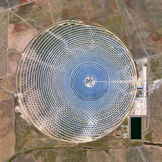 Teknosfer: Mimarlığın Ölçek Algısı Neden Yeniden Tanımlanmalı?