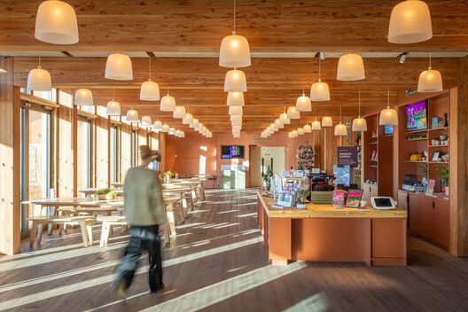 Galler'in Kalbi Theatr Clwyd, Haworth Tompkins İmzasıyla Yeniden Doğdu