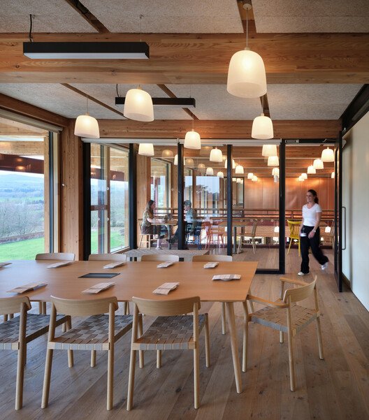 Galler'in Kalbi Theatr Clwyd, Haworth Tompkins İmzasıyla Yeniden Doğdu