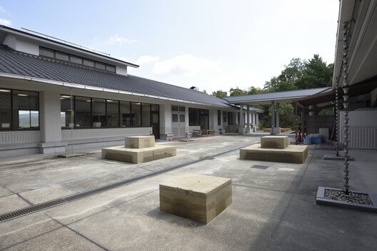 Toprağın Sessiz Gücü: Afrika'dan Sürdürülebilir Mimariye Miras