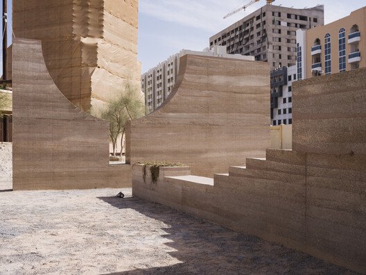 Toprağın Sessiz Gücü: Afrika'dan Sürdürülebilir Mimariye Miras