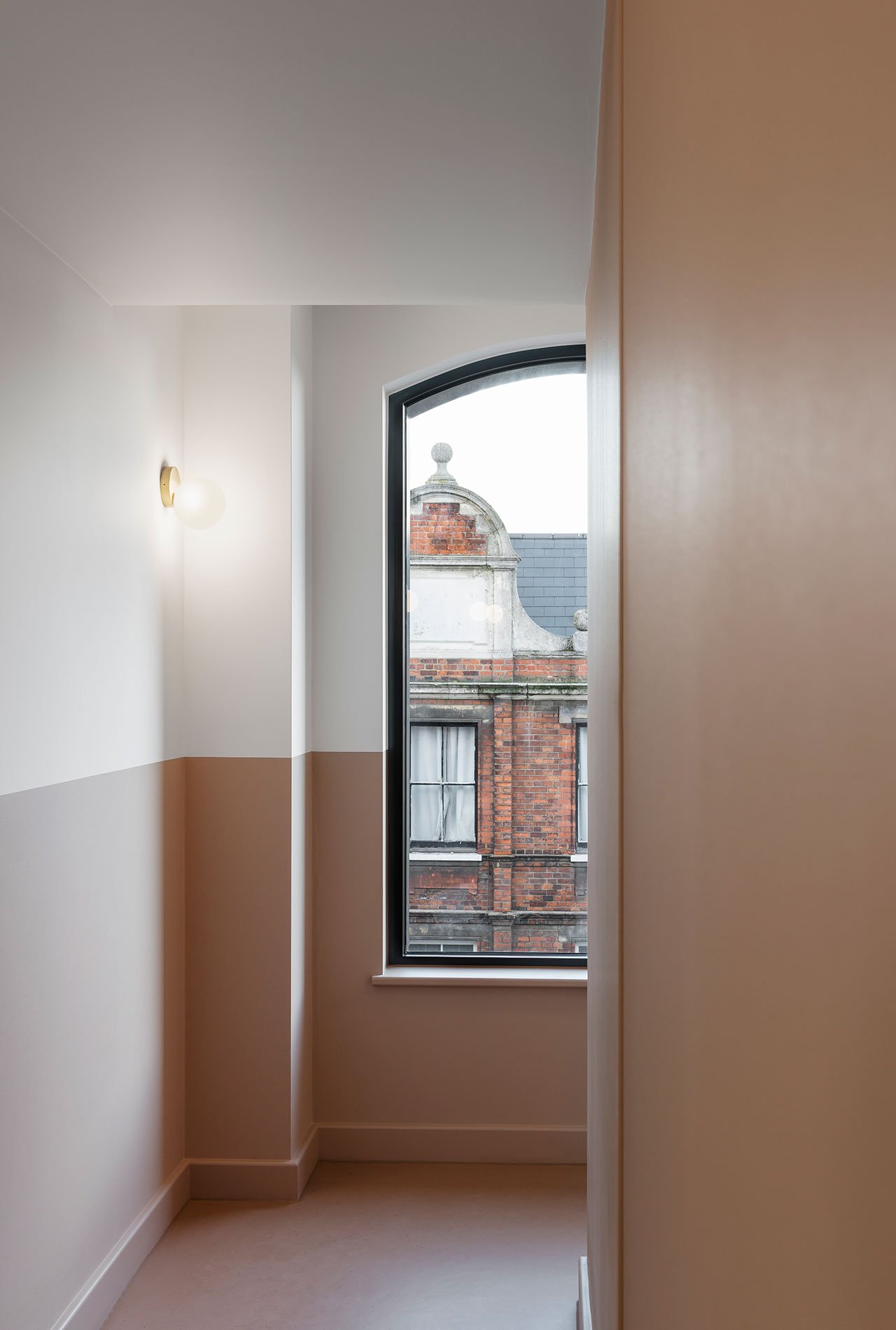 Trace: Betonla Dokunan Hafıza, Geçmişi Geleceğe Taşıyan Mimari