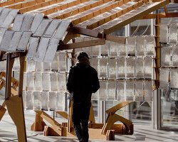 Karen'ın Kalbinde Sanatın Sığınağı: Nyamai Stüdyosu ve Adjaye