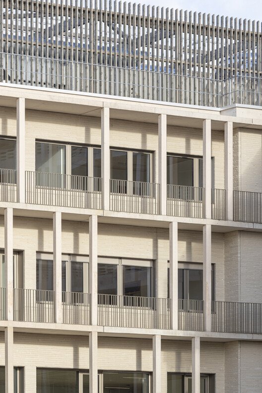 Sağlık Eğitiminde Yeni Çağ: Évreux'nün Yaşayan Sistemler Okulu