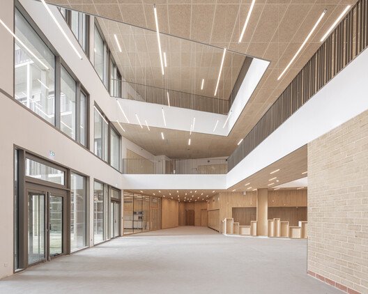 Sağlık Eğitiminde Yeni Çağ: Évreux'nün Yaşayan Sistemler Okulu