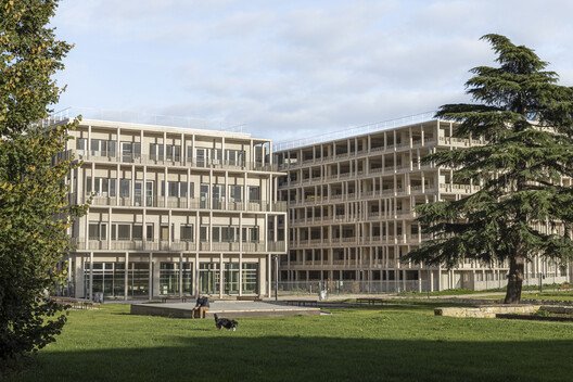 Sağlık Eğitiminde Yeni Çağ: Évreux'nün Yaşayan Sistemler Okulu