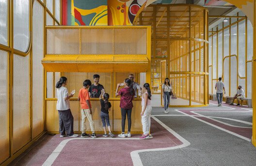 Kentin Gizli Yaşamı: Yükseltilmiş Altyapı Altındaki Kamusal Alanlar