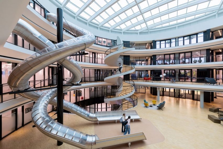 Tschumi'den İsviçre'ye: Öğrenimi Kaydıran Philo Bilim Merkezi