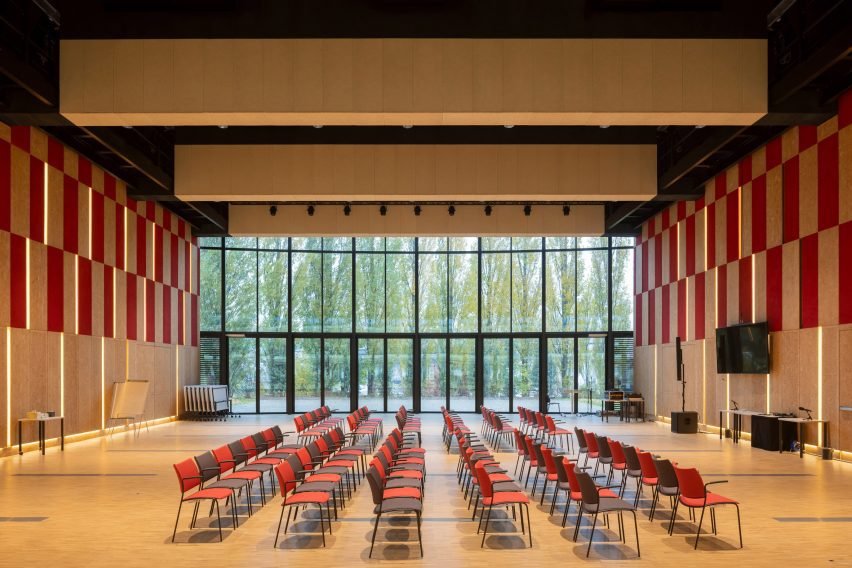 Tschumi'den İsviçre'ye: Öğrenimi Kaydıran Philo Bilim Merkezi