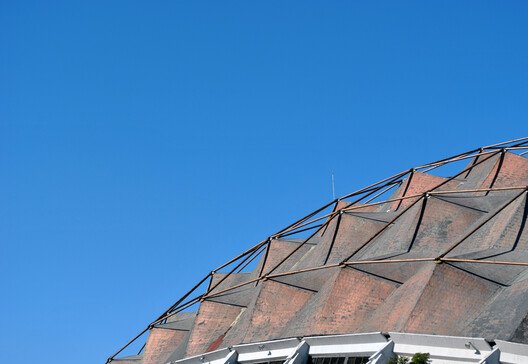 Betonun Dansı: Candela ve Meksika Olimpiyatları'nın Kalıcı Mirası