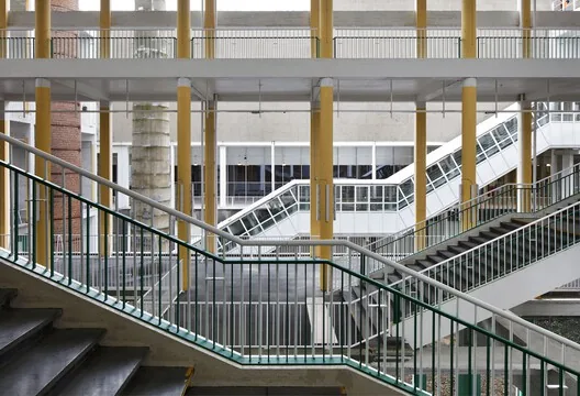 Charleroi Fuar Merkezi: Modernist Miras Yeniden Doğuyor