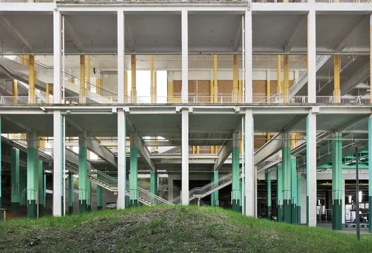 Charleroi Fuar Merkezi: 1950’lerin Modernist Mirası Yeniden Doğuyor
