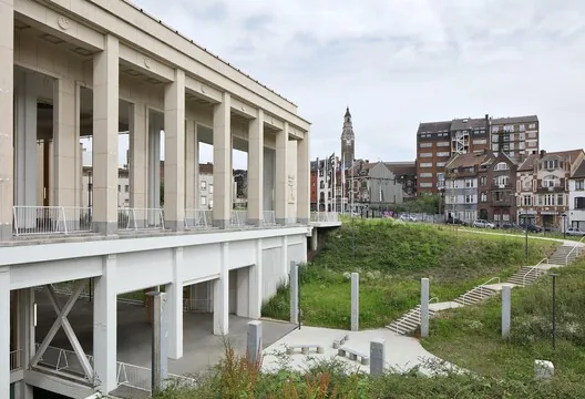 Charleroi Fuar Merkezi: Modernist Miras Yeniden Doğuyor