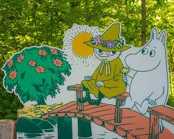 Studioninedots'tan 'Işık Evi': Amsterdam'ın Katmanlı Dikey Yaşamı