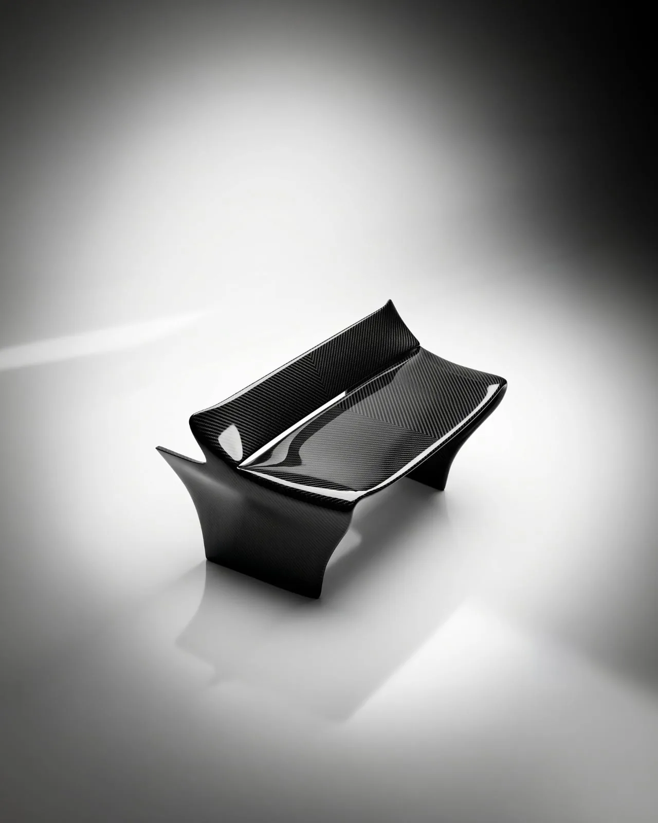 F1 Mühendisliğinden Koltuğa: Rear Wing Chair