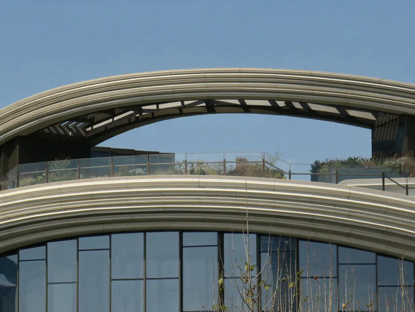Heatherwick'ten Şanghay'da Ay Köprülü Kültür Merkezi