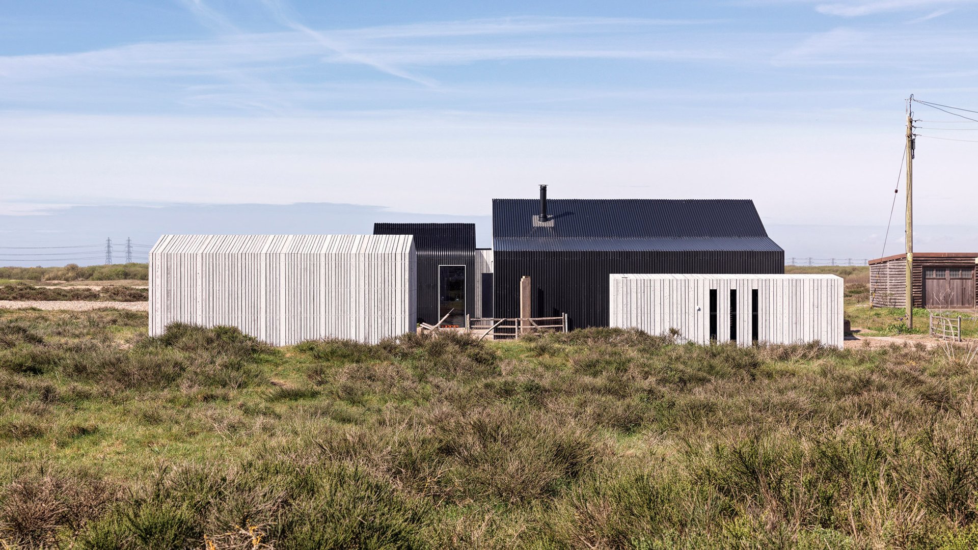 Dungeness&rsquo;te Mimari Dönüşüm: Westview Cottage ve Doğa Uyum