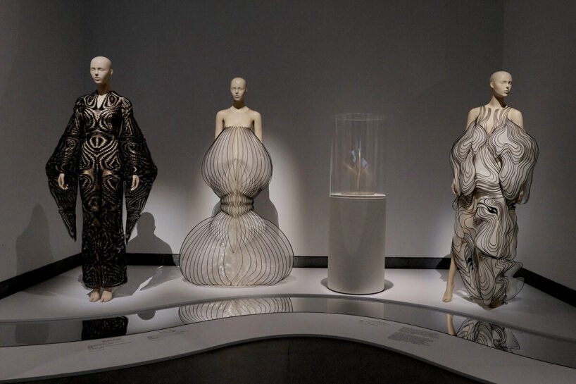 Iris Van Herpen: Sınırları Aşan Moda, Duyuları Şekillendiren Sanat