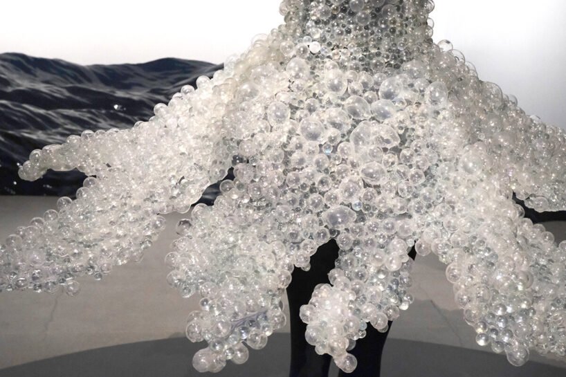Iris Van Herpen: Sınırları Aşan Moda, Duyuları Şekillendiren Sanat