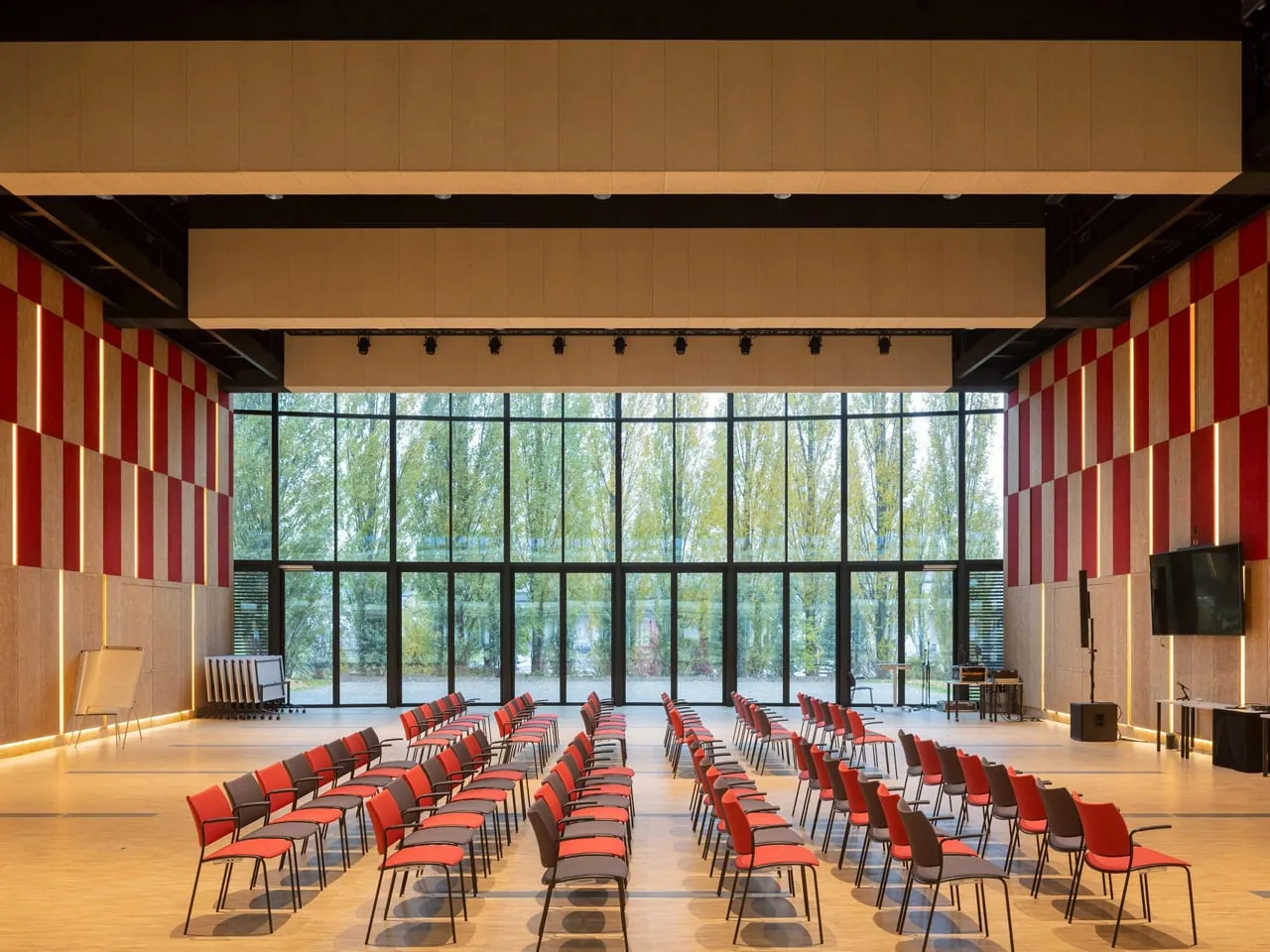 Kaydırakla Öğrenme: Tschumi’den Bilim Merkezi