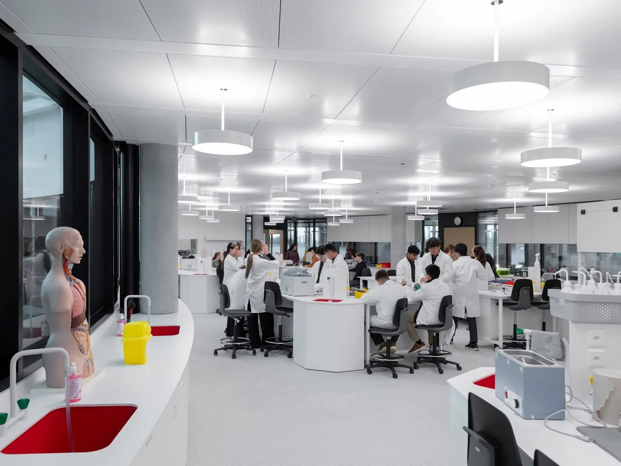 Kaydırakla Öğrenme: Tschumi’den Hareketin Bilim Merkezi