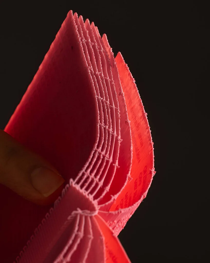 3D Baskılı Kitap, Üretim Kodunu Sayfalarında Taşıyor