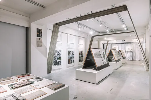 Küratöryel Çalışma Kent Yapımı: Design Trust ve Marisa Yiu