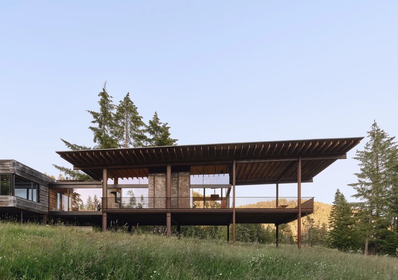 Kütük ve Camın Adası: Salt Spring&rsquo;de Olson Kundig&rsquo;den Bir Şaheser