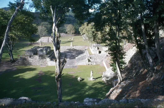 Copán'ın Kentsel Anatomisi: Lynch'in Gözünden Antik Bir Maya Metropolü