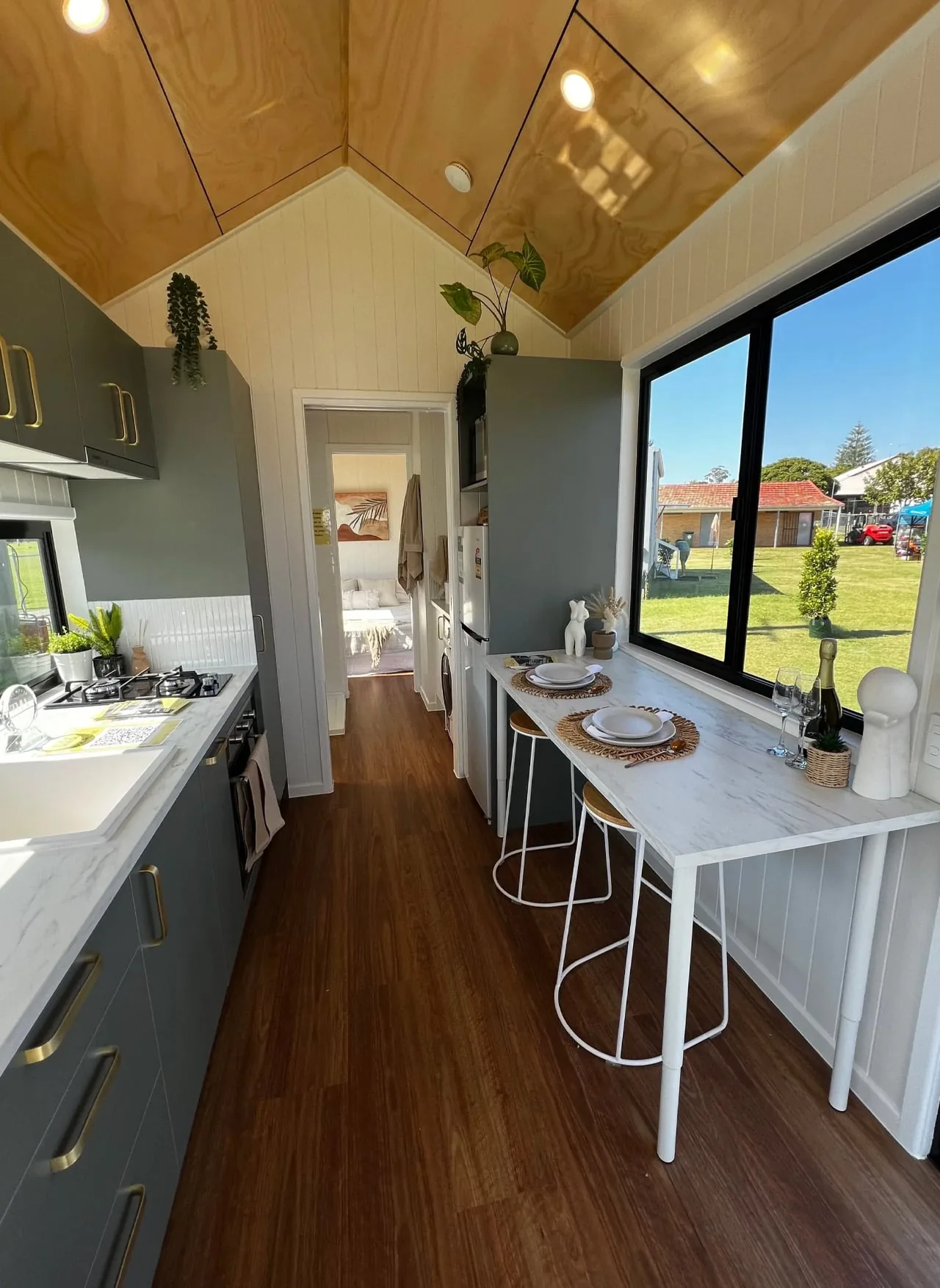 Merdiven Yok, Kattan Vazgeç Yok: Bu Tiny House Tüm Kuralları Yıkıyor
