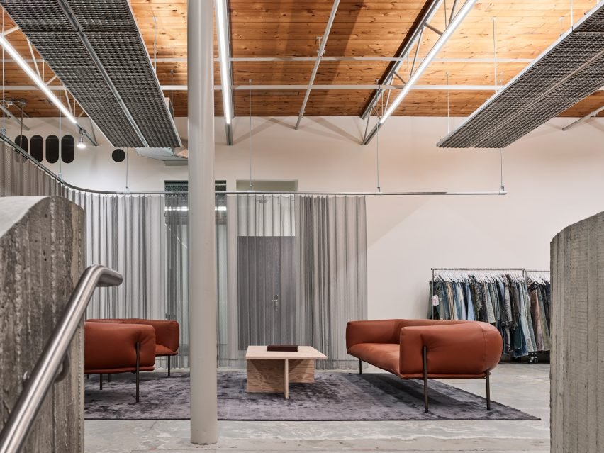 Scott & Scott: Purple Brand Stüdyolarına Betonun İhtişamı