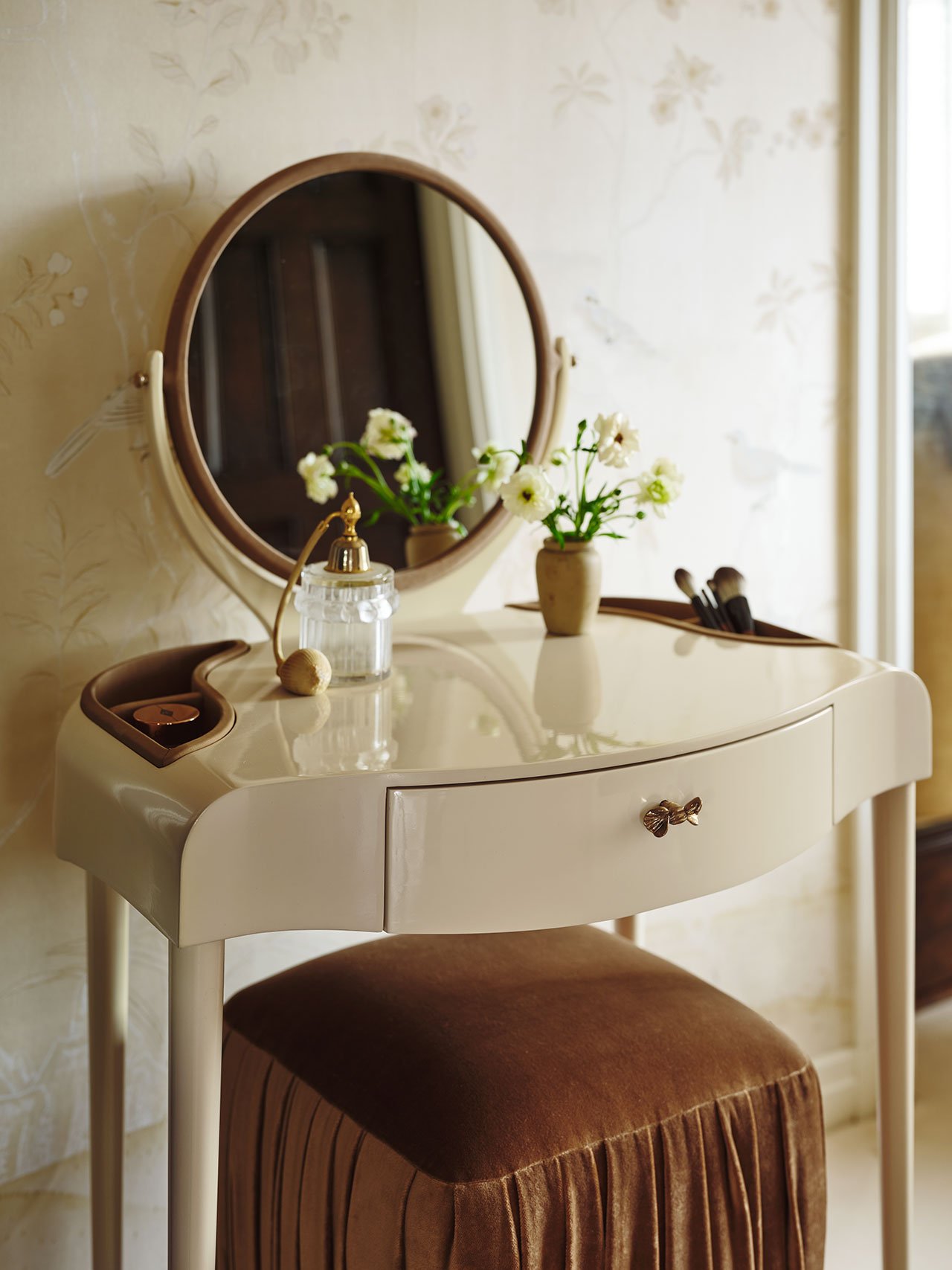 Eviniz Bir Sinema Sahnesi: Harrier & Howell'dan Crate & Barrel Koleksiyonu